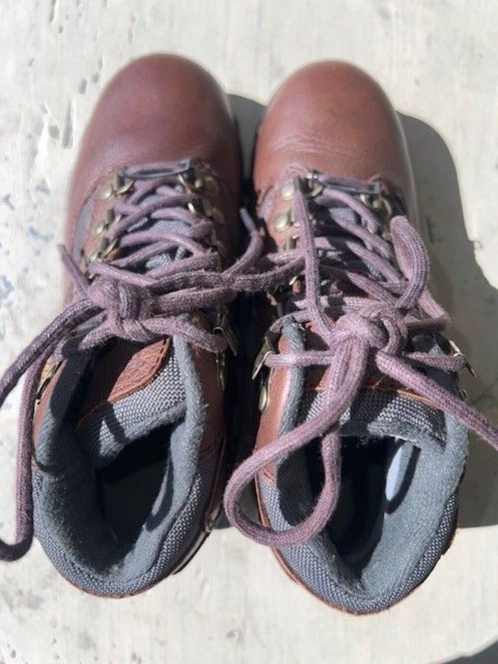 Redhead  Wm’s Sz 6M Vibram Bone-Dry Waterproof Gore-Tex Hiking Boots - Picture 10 of 12